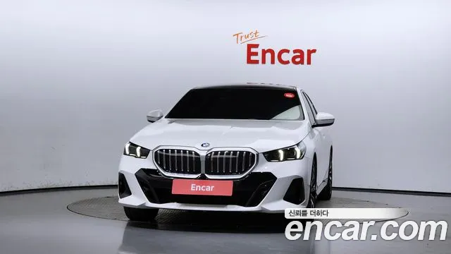 BMW 5 Series (G60) id 2521513 из Кореи 4