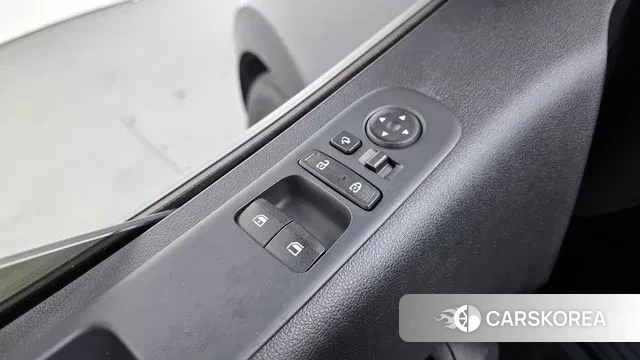 Hyundai Staria 2023 Черный из Кореи, фото 4