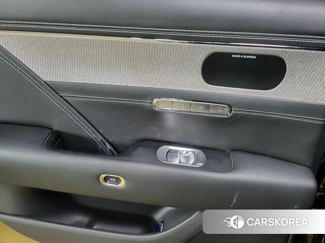 Genesis G90 (RS4) 2022 Черный из Кореи, фото 4