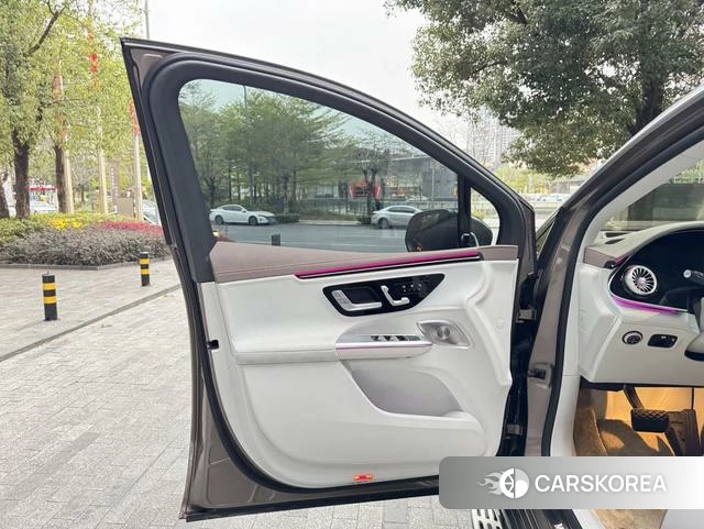 Mercedes-Benz EQE SUV 2025 Серебристо-серый из Китая, фото 4