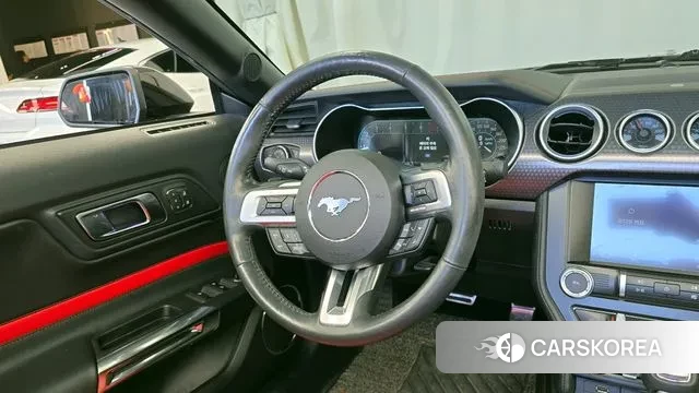 Ford Mustang 2019 Черный из Кореи, фото 4