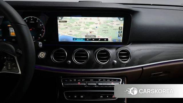 Mercedes-Benz E-Class W213 2023 Черный из Кореи, фото 4