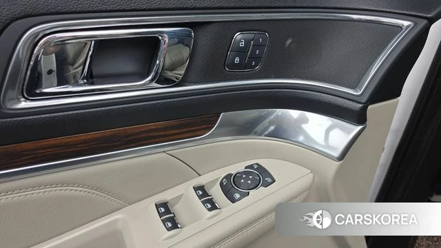 Ford Explorer 2018 Белый из Кореи, фото 4