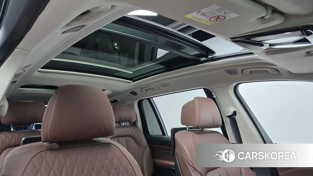 BMW X7 (G07) 2021 Черный из Кореи, фото 4