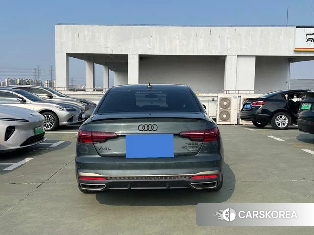 Audi A4L 2024 Темно-серый из Китая, фото 4