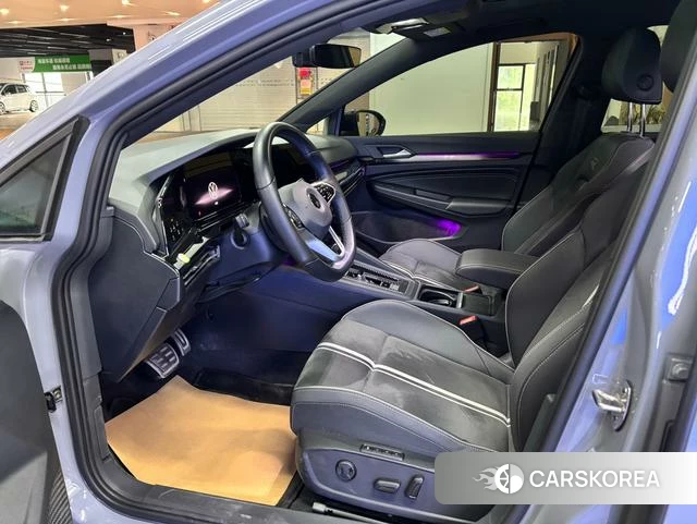 Volkswagen Golf 2022 Темно-серый из Китая, фото 4