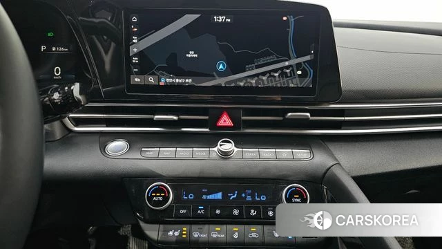Hyundai Avante Hybrid (CN7) 2022 Белый из Кореи, фото 4