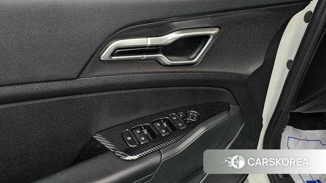 Kia Sportage 5th Generation 2024 Белый из Кореи, фото 4