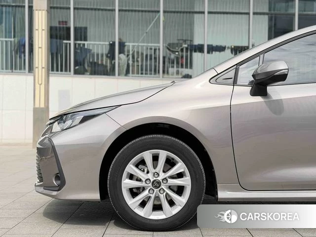 Toyota Corolla 2023 Шампань из Китая, фото 4