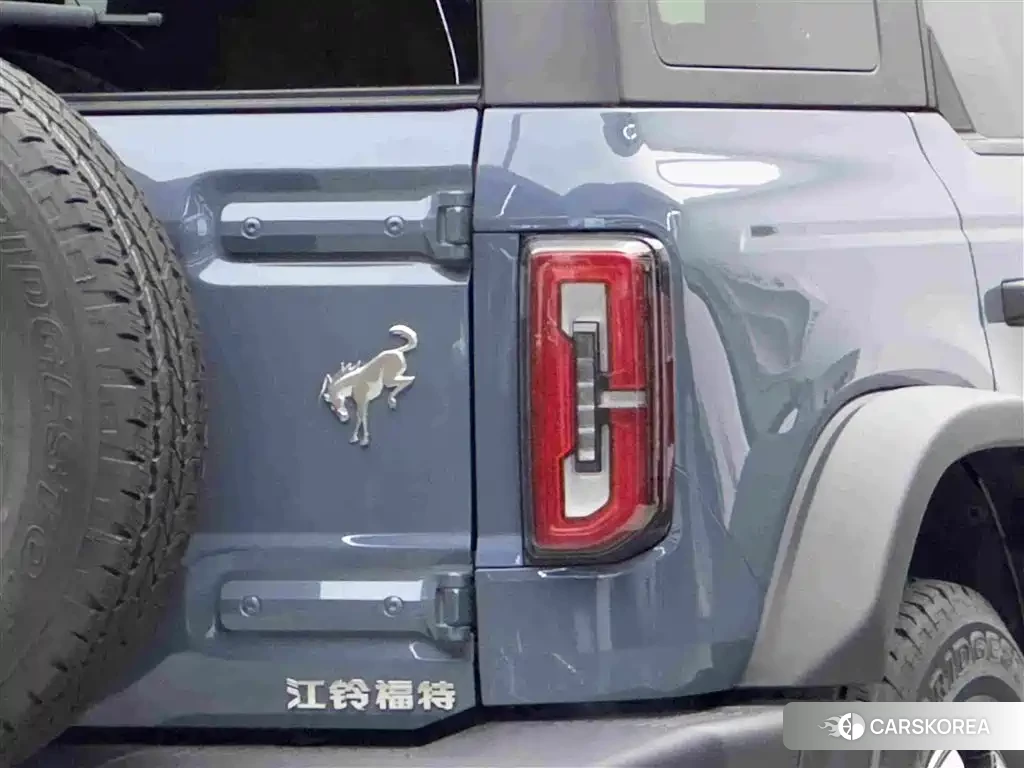 Ford Mustang 2025 Другой из Китая, фото 4