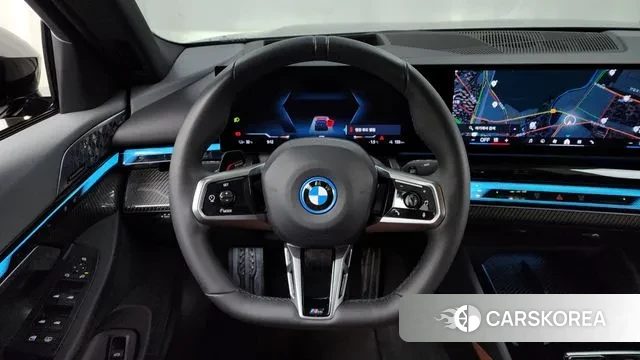 BMW i5 (G60) 2024 Черный из Кореи, фото 4