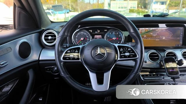 Mercedes-Benz E-Class W213 2020 Белый из Кореи, фото 4