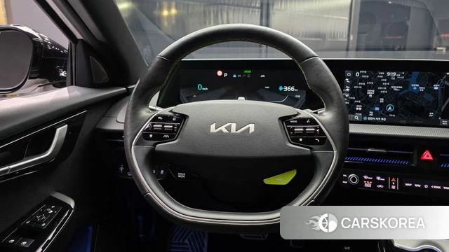 Kia EV6 2023 Белый из Кореи, фото 4