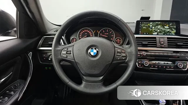 BMW 3 Series (F30) 2018 Синий из Кореи, фото 4