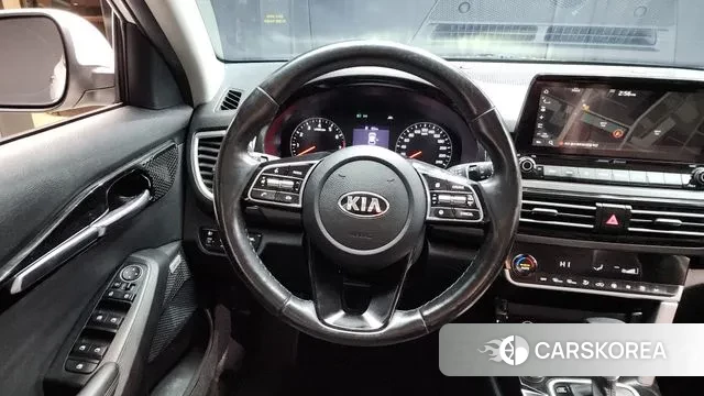 Kia Seltos 2019 Белый из Кореи, фото 4
