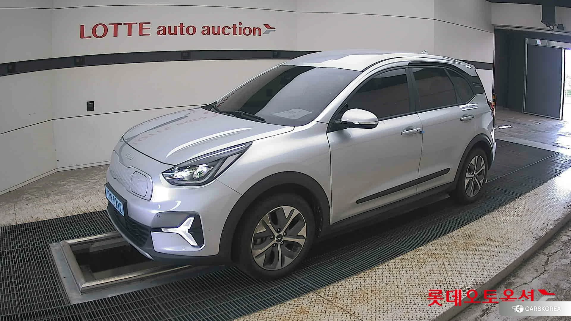 Kia Niro Plus 2023 Sparkling Silver из Кореи, фото 4