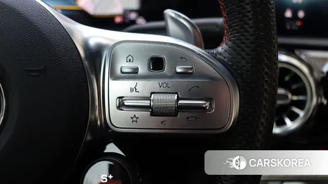 Mercedes-Benz A-Class W177 2023 Серебристо-серый из Кореи, фото 4