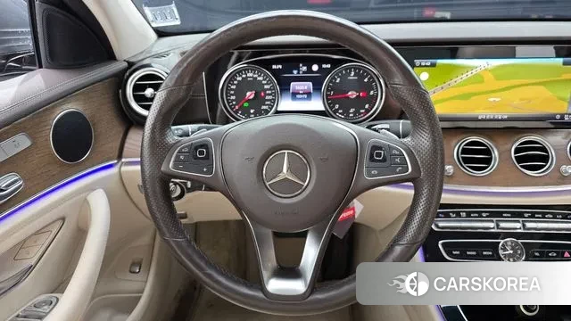 Mercedes-Benz E-Class W213 2018 Серый из Кореи, фото 4