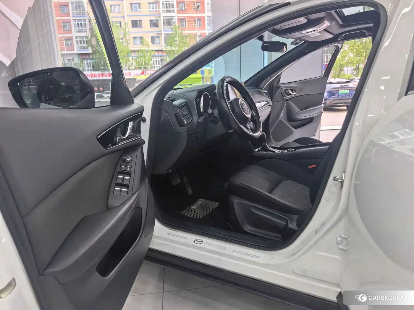 Mazda CX-4 2023 Белый из Китая, фото 5