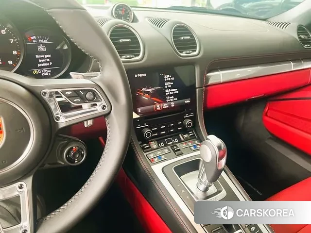 Porsche 718 Boxster 2024 Белый из Кореи, фото 4