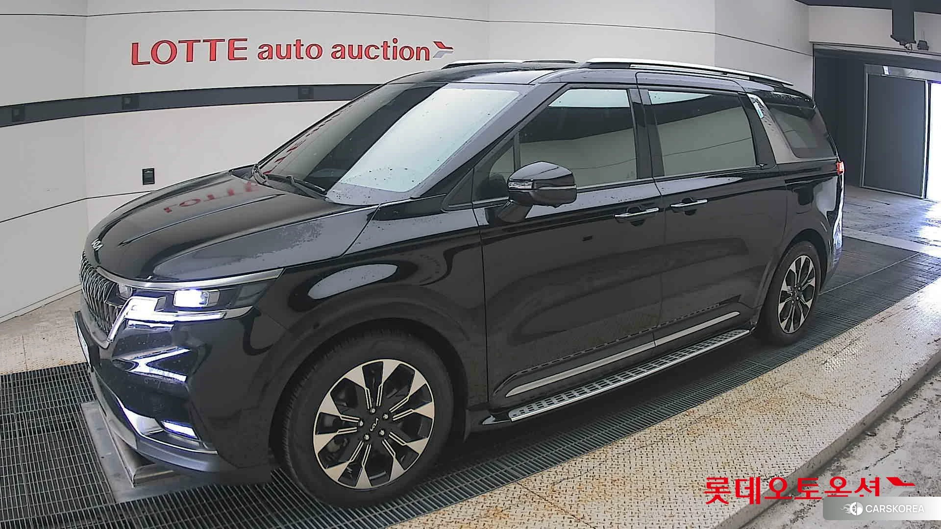 Kia Carnival 2023 Черный из Кореи, фото 4