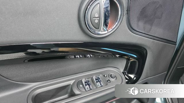 Mini Cooper Countryman 2022 Цвет галактики из Кореи, фото 4