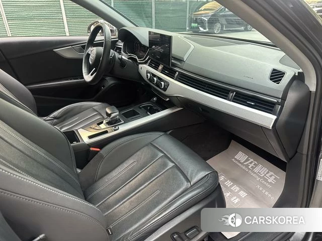 Audi A4L 2022 Темно-серый из Китая, фото 4