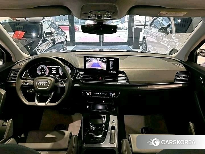 Audi Q5L 2021 Черный из Китая, фото 4