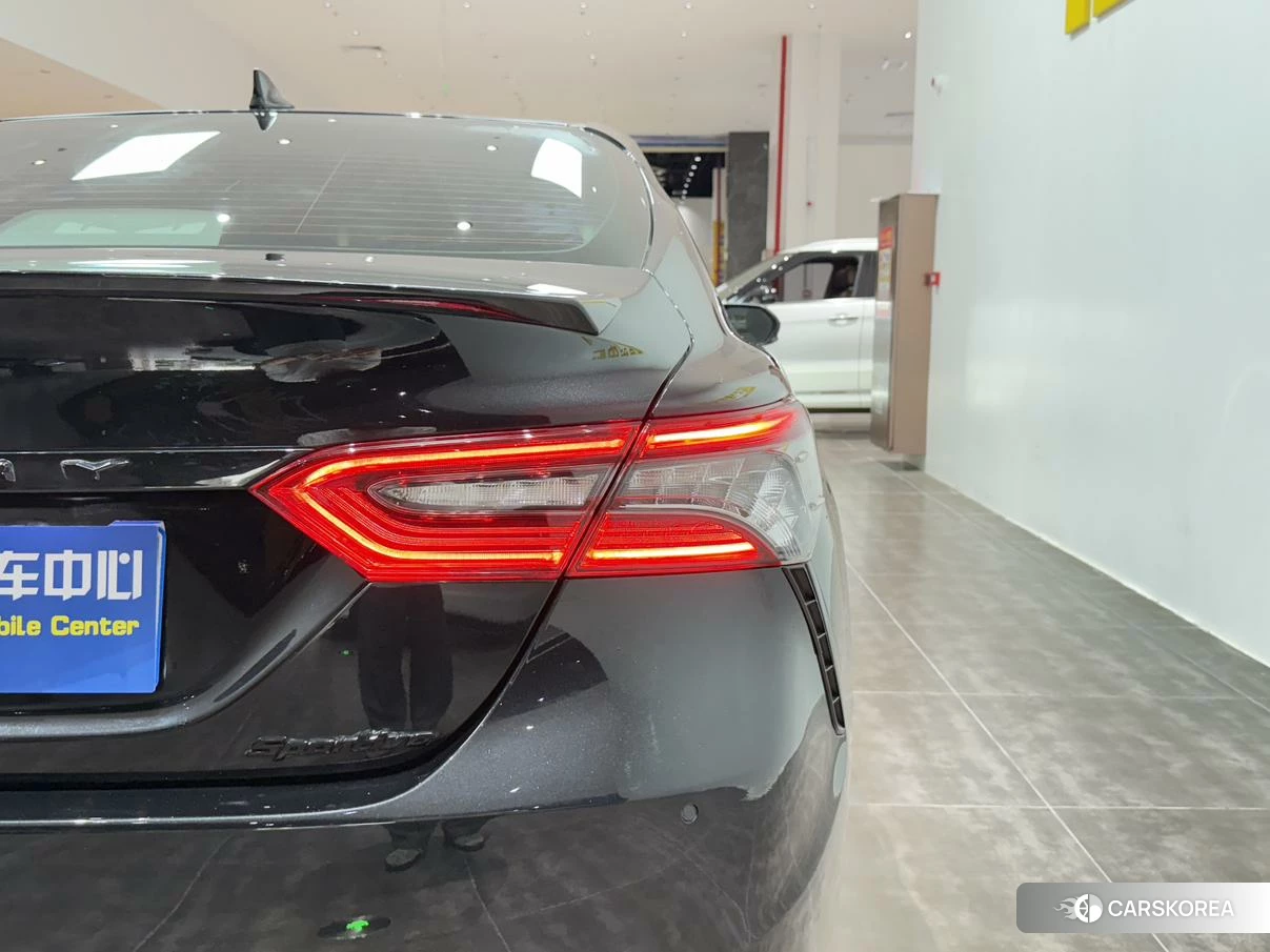 Toyota Camry 2022 Черный из Китая, фото 4