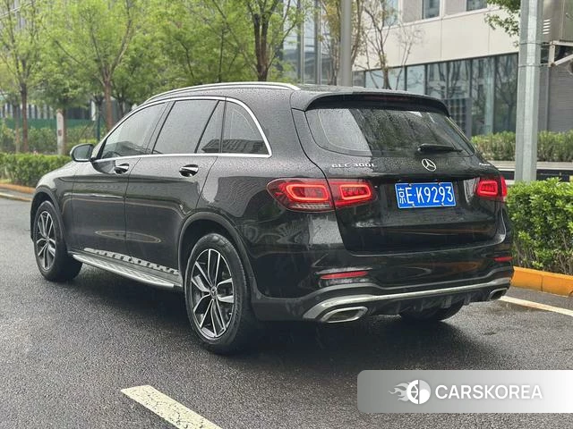 Mercedes-Benz GLC 2021 Черный из Китая, фото 4