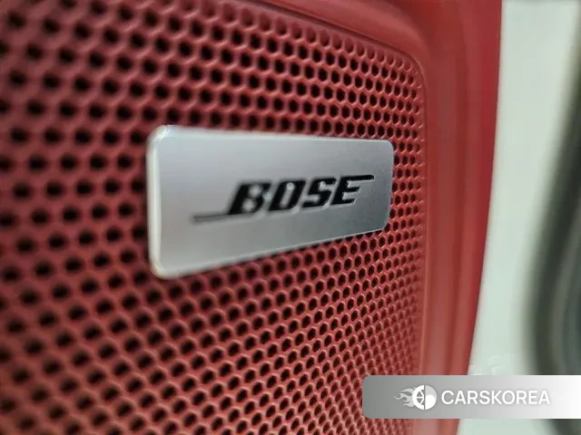 Porsche Macan 2023 Белый из Кореи, фото 4