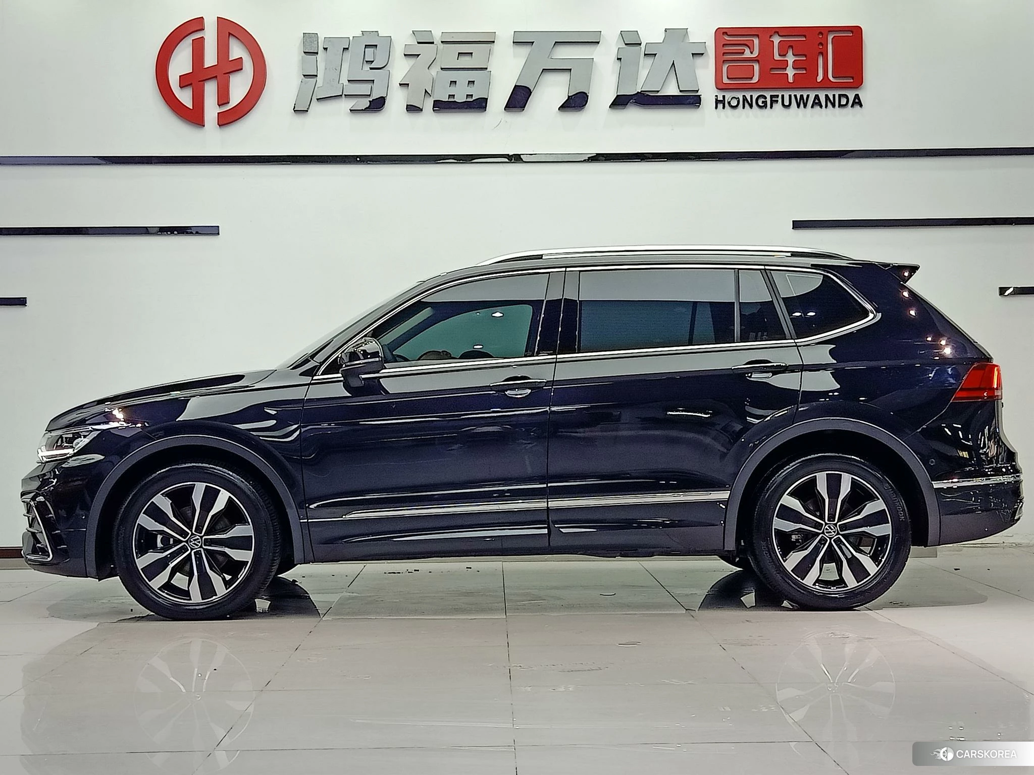 Volkswagen Tiguan L 2023 Черный из Китая, фото 4