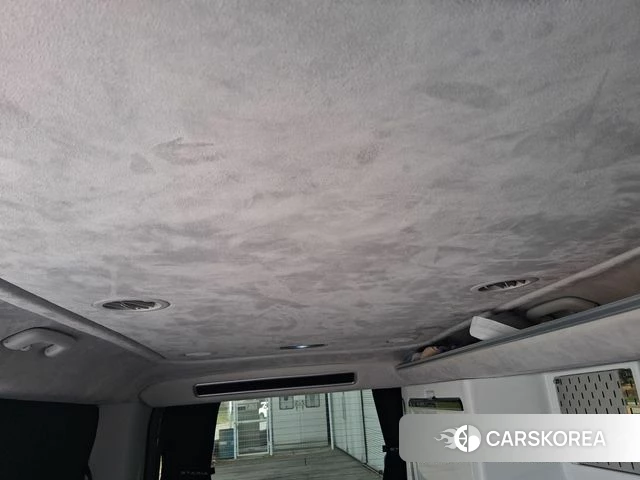 Hyundai Staria 2022 Белый из Кореи, фото 4