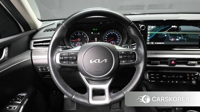 Kia K5 3rd generation 2023 Белый из Кореи, фото 4