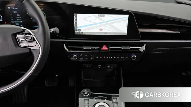 Kia Di Ol Nu Niro 2023 Белый из Кореи, фото 4