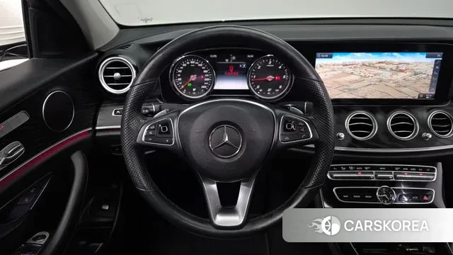 Mercedes-Benz E-Class W213 2018 Белый из Кореи, фото 4