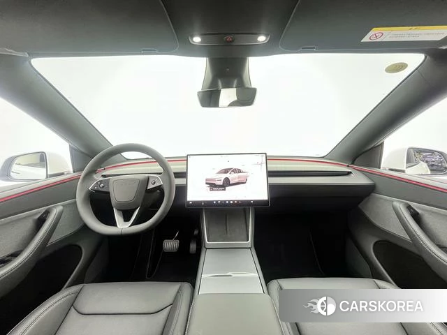 Tesla Model Y 2026 Белый из Китая, фото 4