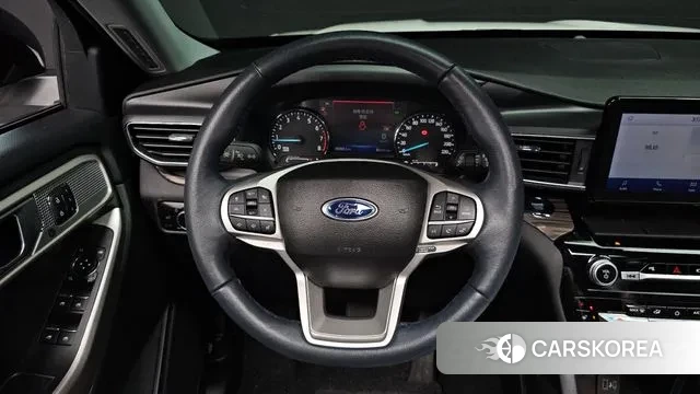 Ford Explorer 6th Generation 2023 Белый из Кореи, фото 4