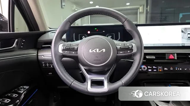 Kia The New K5 3rd generation 2024 Черный из Кореи, фото 4