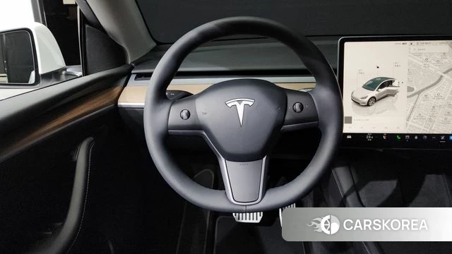 Tesla Model Y 2023 Белый из Кореи, фото 4