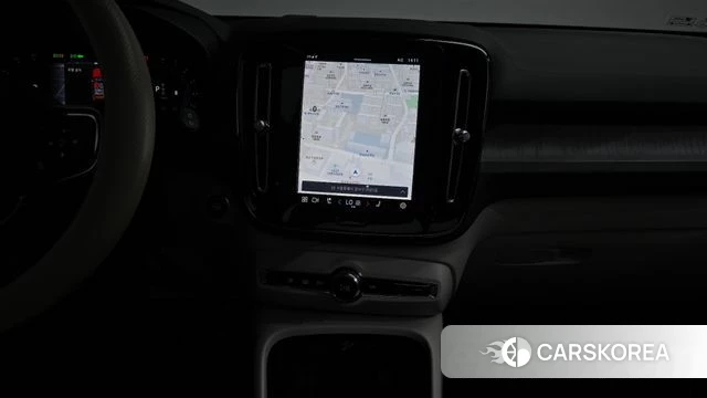 Volvo XC40 2022 Белый из Кореи, фото 4