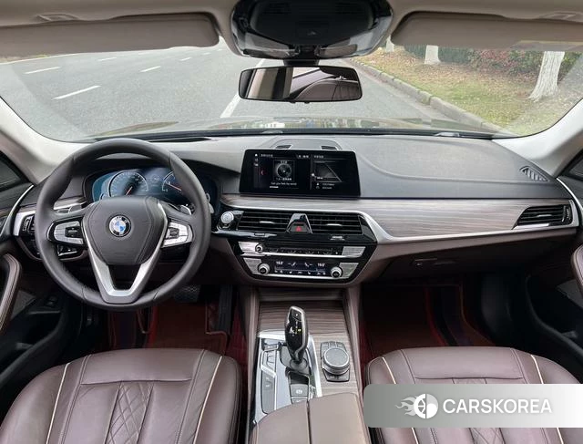 BMW 5 series 2019 Черный из Китая, фото 4