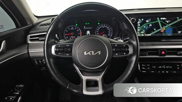 Kia K5 3rd generation 2023 Белый из Кореи, фото 4