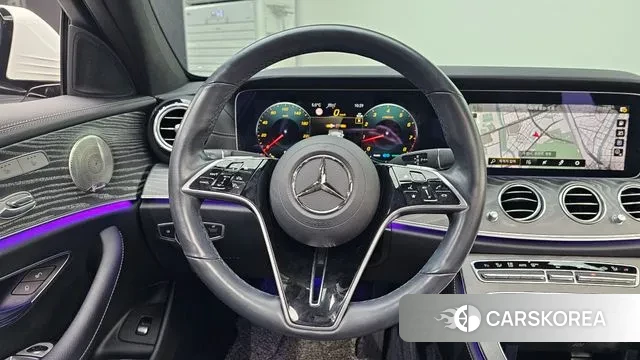 Mercedes-Benz E-Class W213 2022 Белый из Кореи, фото 4