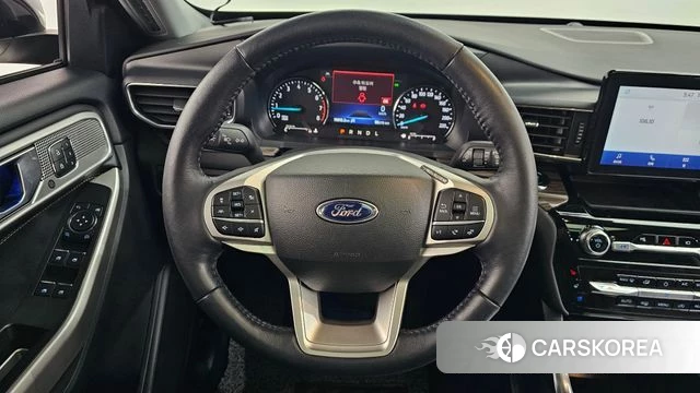 Ford Explorer 6th Generation 2022 Белый из Кореи, фото 4