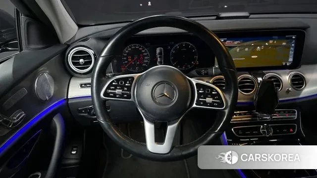 Mercedes-Benz E-Class W213 2018 Серый из Кореи, фото 4