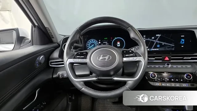 Hyundai The New Avante Hybrid (CN7) 2023 Белый из Кореи, фото 4