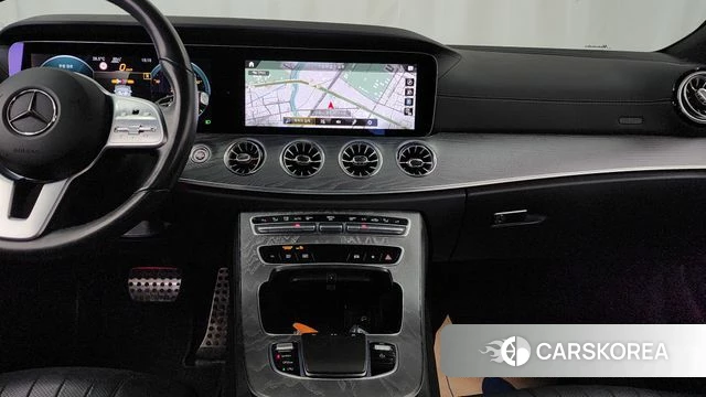Mercedes-Benz CLS-Class C257 2021 Светло-серебряный цвет из Кореи, фото 4