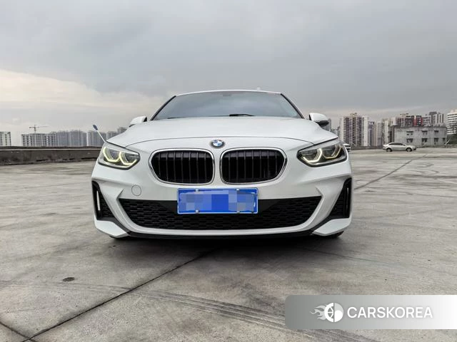 BMW 1 series 2021 Белый из Китая, фото 4