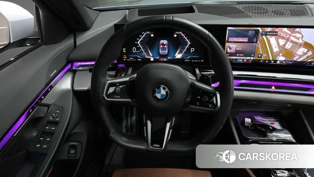 BMW 5 Series (G60) 2024 Светло-серебряный цвет из Кореи, фото 4